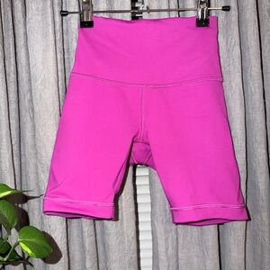 lululemon athletica Women's Magenta Bike Shorts size 2 like new